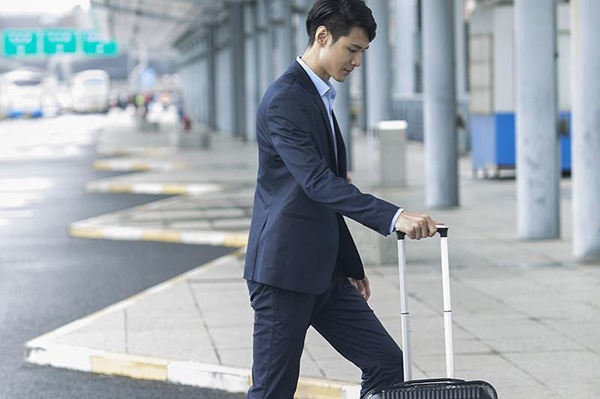 揭開真相：如何確認伴侶出差期間的忠誠