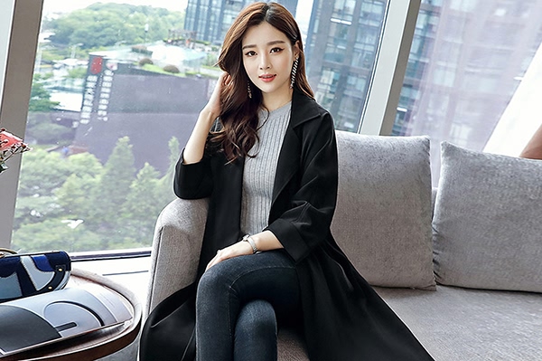 揭開謊言的面紗：戚翠靈的秘密