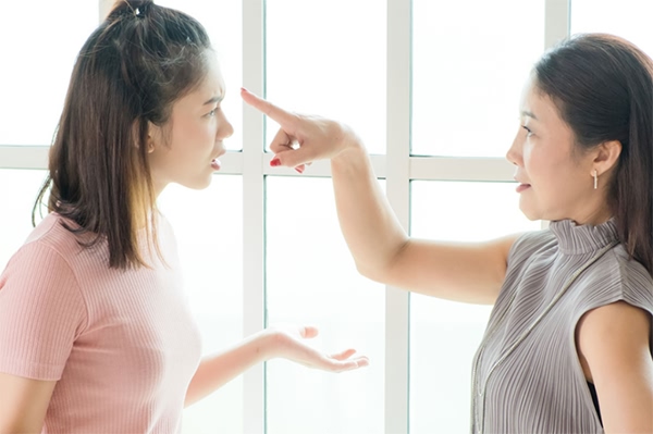 真相揭露：袁夢(mèng)未婚夫史平的背叛與袁雪的調(diào)查